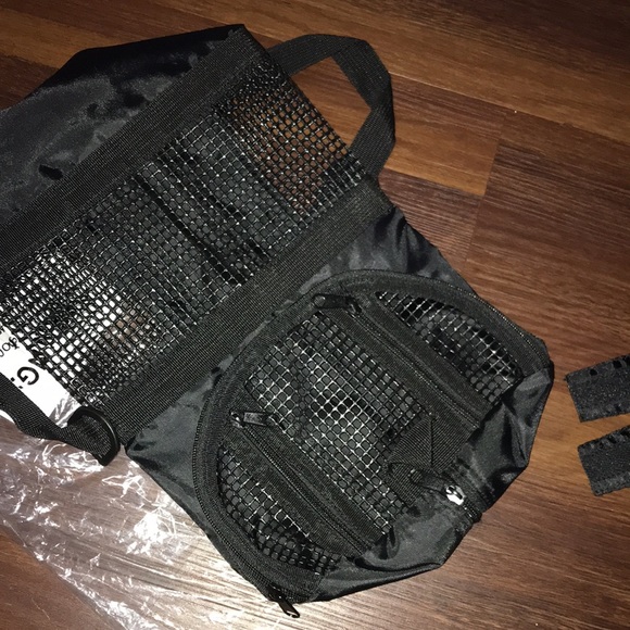 Downtown Pet Supply Cat Grooming Bag with Cat Muzzle NEW - Picture 7 of 10